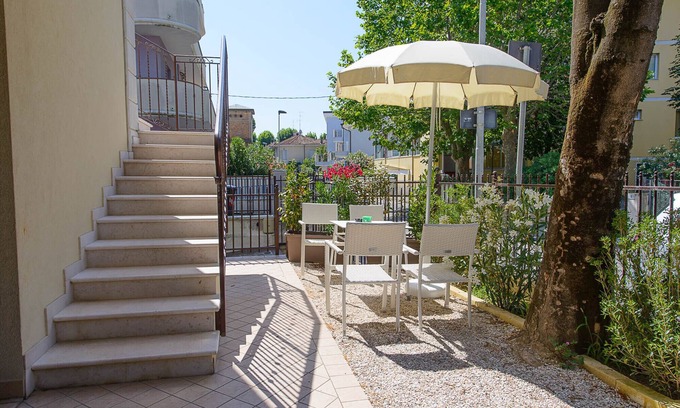 Viserbella Apartment | Cozy Oceanfront Apartment for 6/7, Steps from the Beach