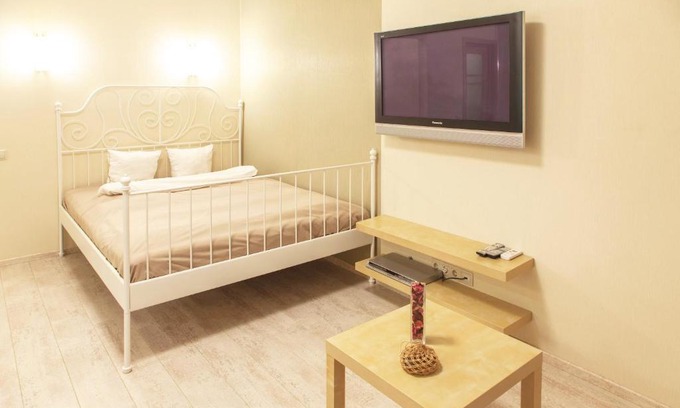 Nizhniy Novgorod City Centre Apartment | Top-Rated Apartment on Belinskogo with Wheelchair Access