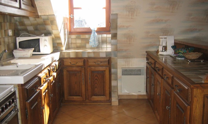 Saint-Geniez-d'Olt Apartment | Oceanfront Apartment on the Lot with Spa & Pool Access