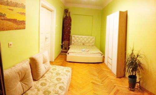 Lviv City Center Apartment | Pet-Friendly Apartment on Katedralna with Great Reviews