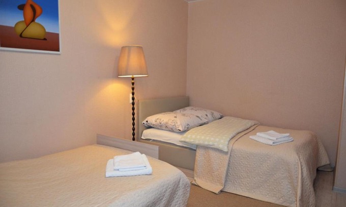 Pskov Old Town Apartment | Top-Rated Apartment on Moskovskaya with Relaxing Hot Tub