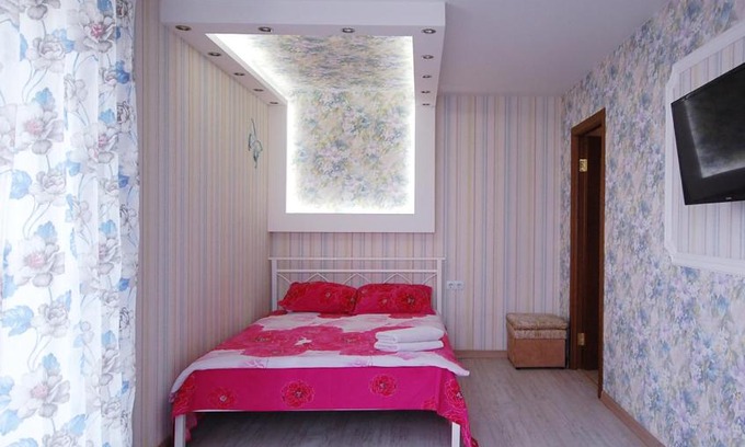 Pervomayskoye Apartment | Comfortable Apartment on Oktyabrskaya Sq with Great Amenities