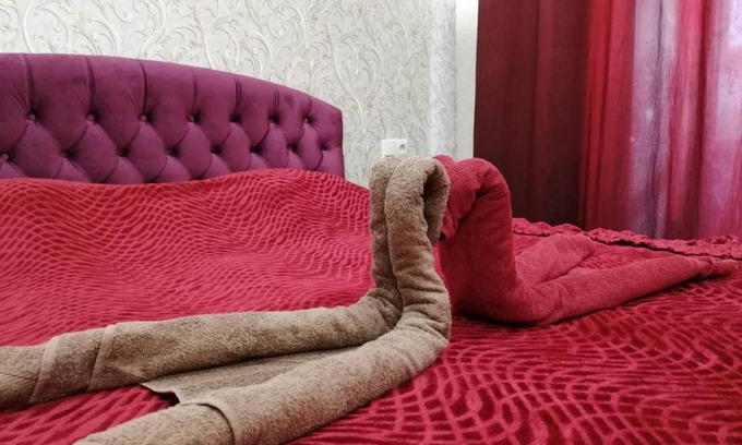 Tolyatti Apartment | Pet-Friendly Apartment on Polyakova 24 with Breakfast