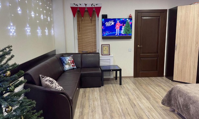 Valday Apartment | Pet-Friendly Apartment on Radishcheva - Guest Rated 10/10