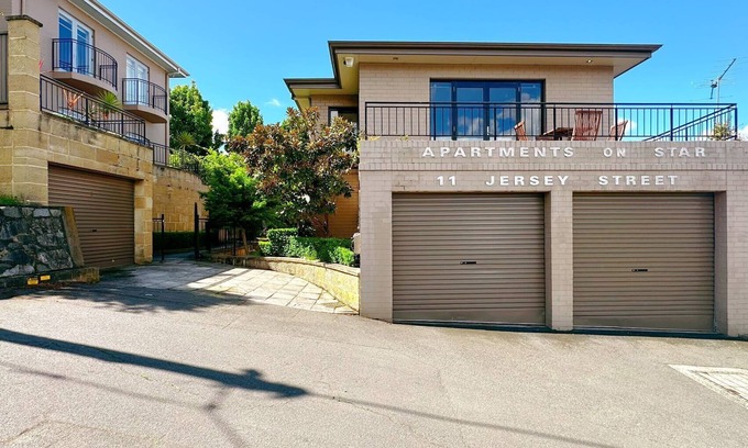 Hobart Central Business District Apartment | Apartment On Star Unit 1