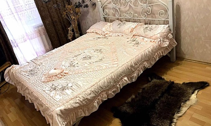 Bryansk Apartment | Highly Rated Apartment on Vali Safronovoy 75 with Accessibility