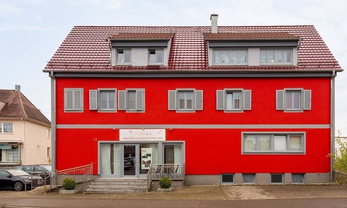 Altshausen Apartment | Cozy Apartment Steps from Althausen Castle with Kitchen