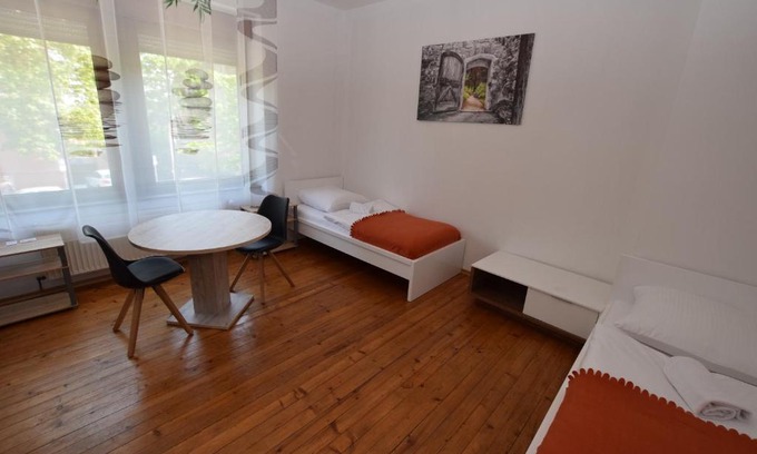 Ostheim Apartment | Family-Friendly Stay at Apartment Ostendplatz