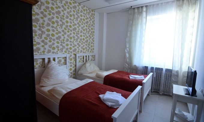 Mitte Apartment | Discover Apartment Osterstraße 324: Family-Friendly Retreat