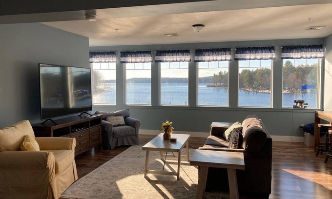 Naples Apartment | Scenic Apartment Overlooking Brandy Pond with Boat Slip
