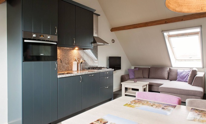 Vreeland Apartment | Relaxing Apartment with Pool Near Amsterdam & Utrecht