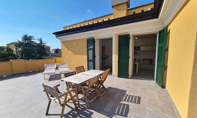 Levanto Apartment | Relax at Apartment P with Ocean View & Private Terrace