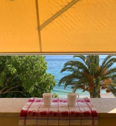 Gradac Apartment | Beachfront Apartment Palma with Ocean View & Kids Welcome