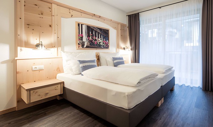 Plan Apartment | Apartment 'Panorama - Die Bauernsuite' with Mountain View, Shared Terrace and Wi-Fi