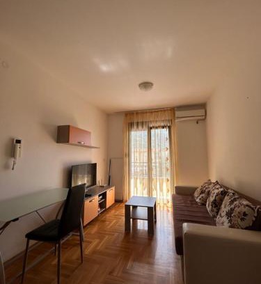 Podmaine Apartment | Discover Apartment Pegaz: Pet-Friendly & Family Welcoming
