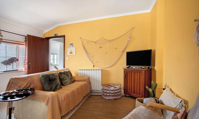 Ribamar Apartment | Cozy Porto Dinheiro Beach Apartment with Pool & Ocean Views