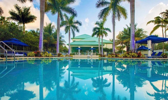 Doral Apartment | Family-Friendly Retreat at Apartment Provident Doral