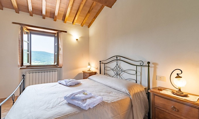 Lisciano Niccone Other | Experience Pugnano Alto - Castagna with Pool & Wi-Fi
