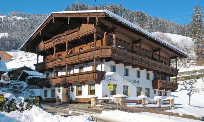 Schwendau Apartment | Family-Friendly Apartment Ratschnhof - Highly Rated Retreat