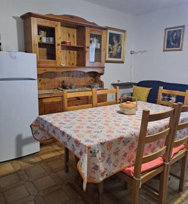 Commezzadura Apartment | apartment Ravelli