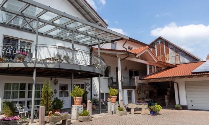 Gersfeld Apartment | Apartment Reesberg-Stube - Apartment with balcony (93 sqm)