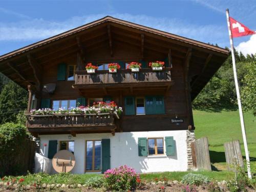 Saanen Apartment | Cozy Apartment Rehweid - Family-Friendly Comfort Awaits