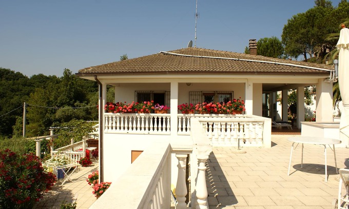 Vallevo Apartment | Tranquil Oceanfront Apartment: Nature & Beach Awaits You