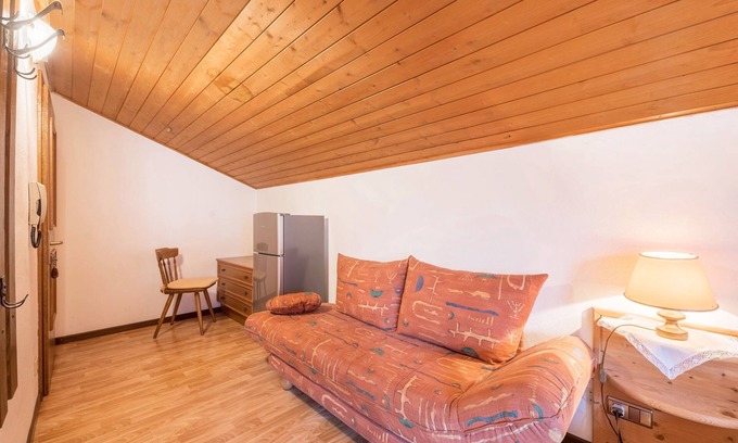 Tesimo Apartment | Mountain View Apartment with Balcony & Shared Garden