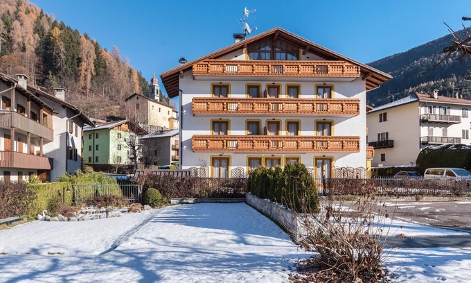 Carisolo Apartment | Cozy Residence Park Imperator with Mountain View & Garden