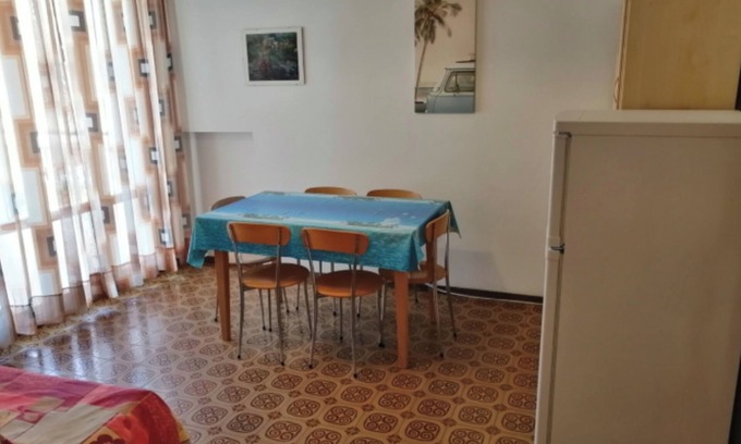 Jesolo Apartment | Relaxing Apartment 'Residence Torino 83' with Pool & Terrace