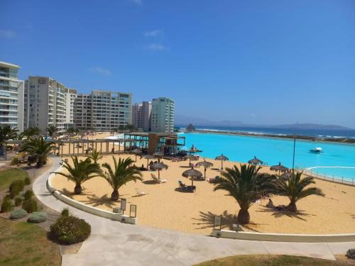 La Serena Apartment | Guest Rated 10/10: Apartment Resort Laguna del Mar Stay