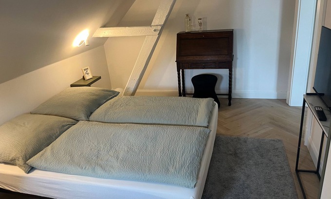 Weener Apartment | Apartment 'Rheiderland' with Shared Garden and Wi-Fi