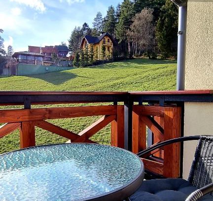 Vysne Ruzbachy Apartment | Top-Rated Apartment Richard PineWood: Pet-Friendly Comfort