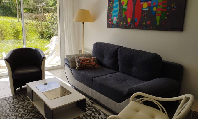 Pornic Apartment | Prime Apartment in Pornic: Steps to Beach and Amenities