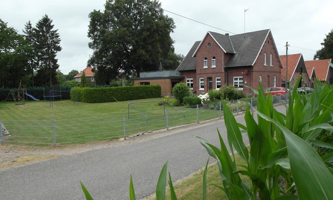 Sudlohn House | Ideal Apartment on the Dutch Border with Pool & Spa