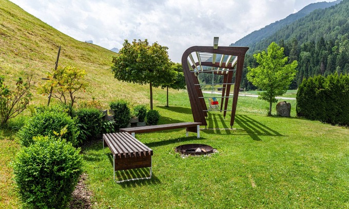 Fulpmes Apartment | Mountain View Apartment "Robi" with Garden & Wi-Fi
