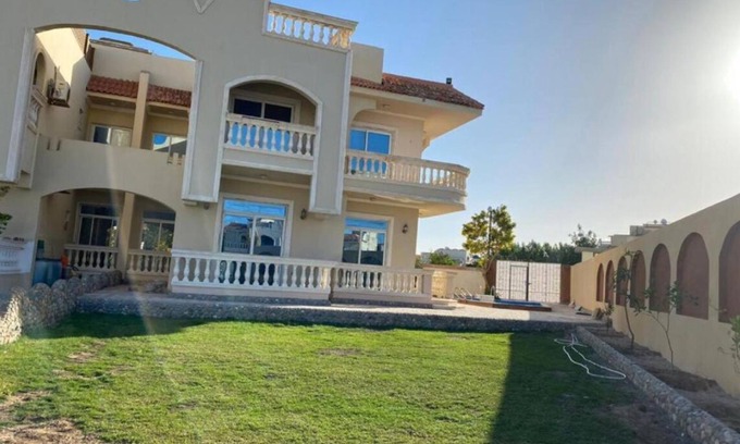 Al Ahyaa Villa | Rooftop Apartment with Pool and Family-Friendly Vibes