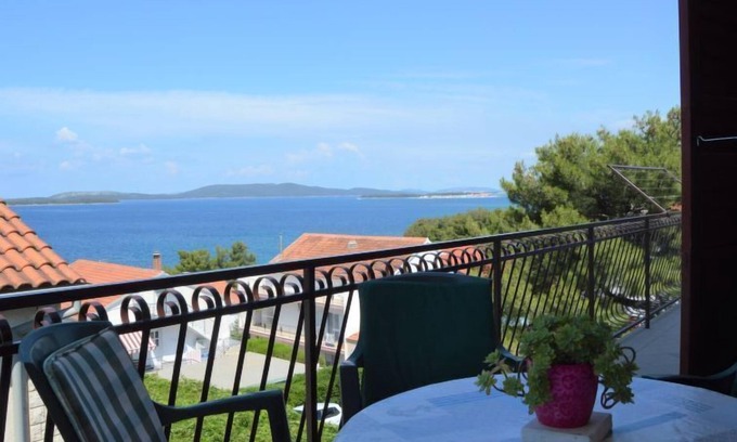 Zaboric Apartment | Pet-Friendly Apartment Rose with Ocean View & Spa