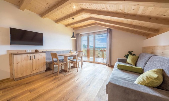 Verano Apartment | Top-Rated Apartment Rosmarin - Kuenhof for Families