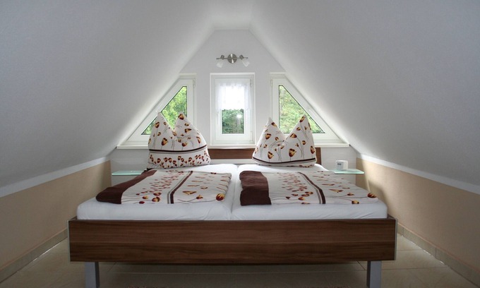 Wernigerode Apartment | Guest Rated 9.4 - Apartment Rudolphi with Kitchen Amenities