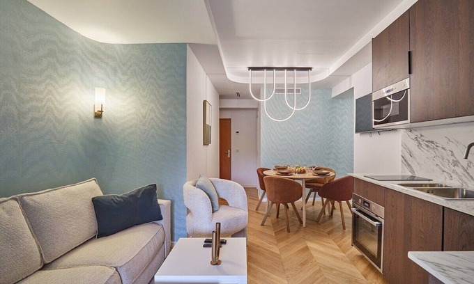 Montparnasse Apartment | Discover Apartment Rue de Rennes in Saint Germain des Près