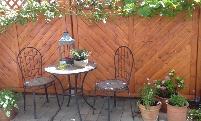Dahn Apartment | Top Rated Apartment 'Ruth' with Private Terrace & Wi-Fi