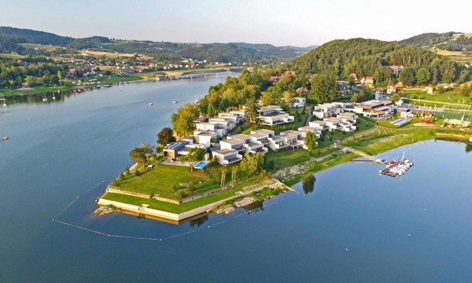 Grodek Nad Dunajcem Apartment | Discover Słoneczny Gródek 19 Spa & Wellness with Ocean Views