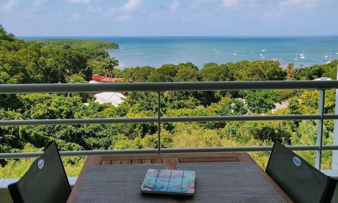 Sainte-Anne Apartment | Experience Oceanfront Bliss at Apartment Sainte-Anne