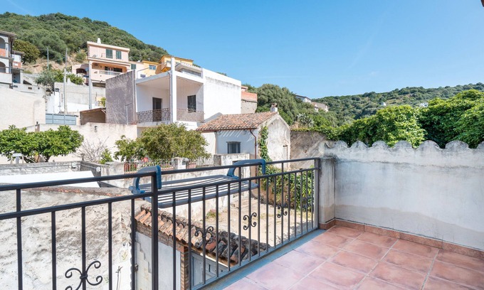 Onifai Apartment | Apartment 'Santu Jorji' with Mountain View, Wi-Fi and Air Conditioning