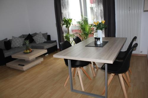 Loerrach Apartment | Family-Friendly Apartment Schiller with High Guest Ratings