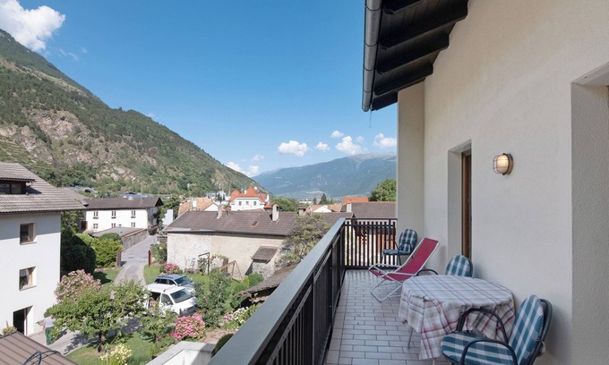 Silandro Apartment | Apartment 'Schnatzhof Typ A10' with Mountain View, Shared Pool and Wi-Fi