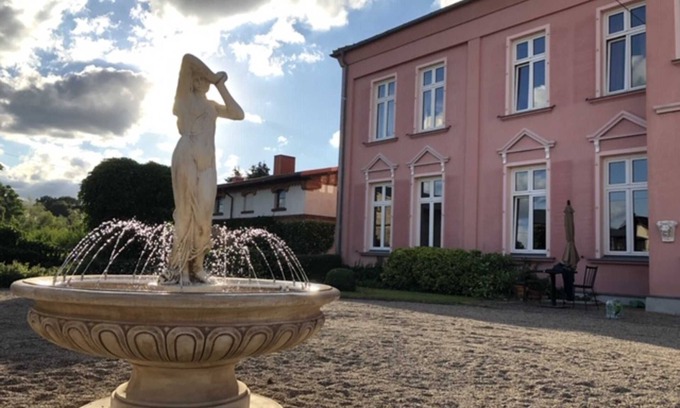 Hohen Demzin Other | Cozy Apartment Schwerin - Family-Friendly Schlosshotel