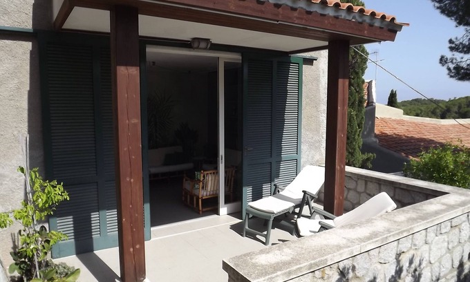 Fetovaia Apartment | Beachside Retreat at Apartment Scilla, Fetovaia