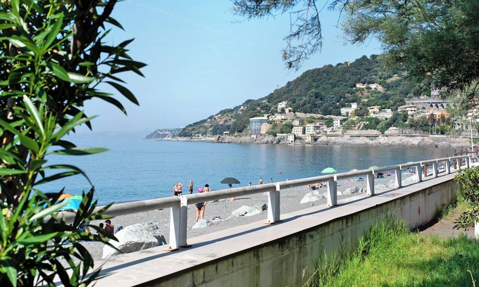 Voltri Apartment | Oceanfront Apartment 'Sea la Vie' with Stunning Views & Wi-Fi